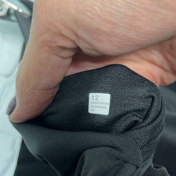 [ NWT ] Size 12 Dark Gray Lululemon align mini Flare Pant regarding - Picture 5 of 8